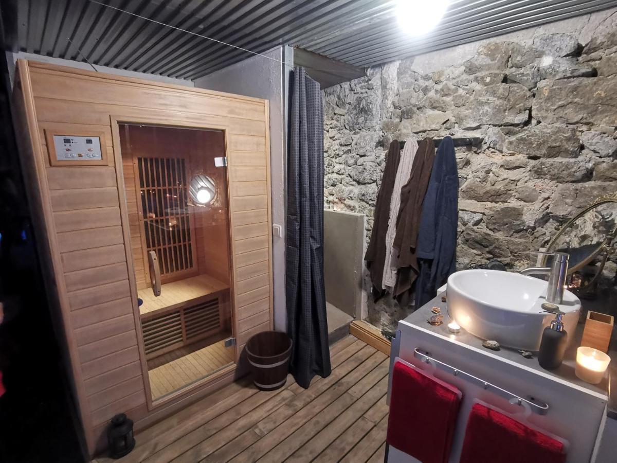 Sweet Loft Grenoble-Love Room Avec Jacuzzi & Sauna Exterior photo